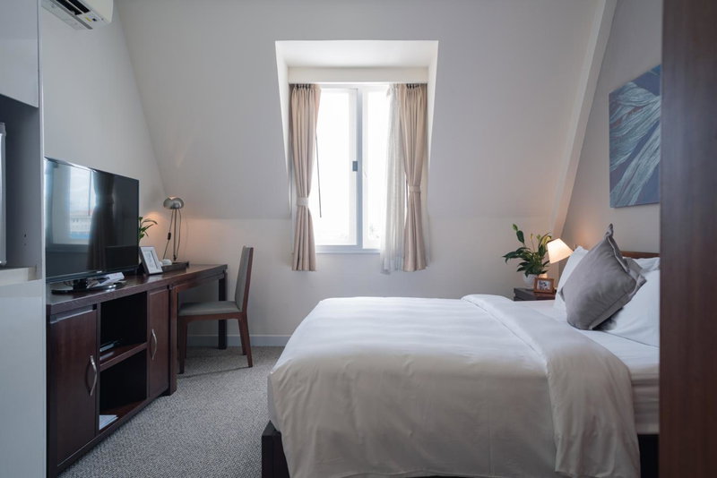 Central Mansions Hotel and Apartments, Phnom Penh, Cambodia