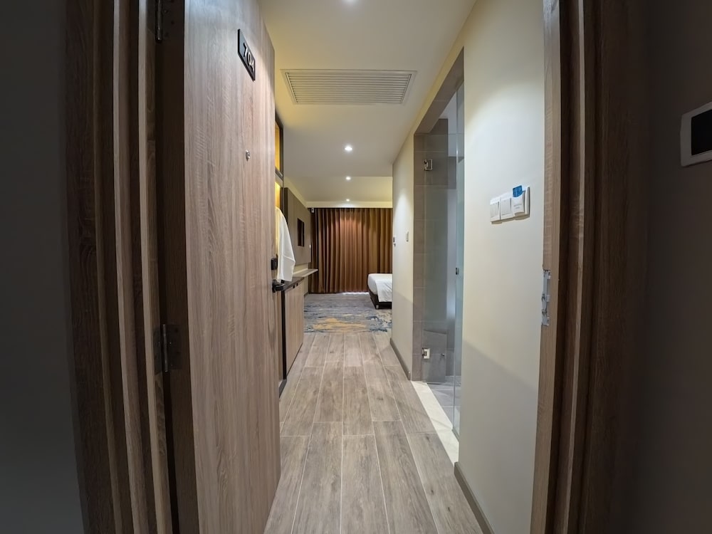Hotel · The Skye Phnom Penh Hotel & Apartments, Phnom Penh