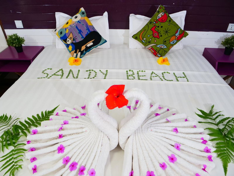 Sandy Beach Bungalows by EHM, Koh Rong Sanloem, Cambodge