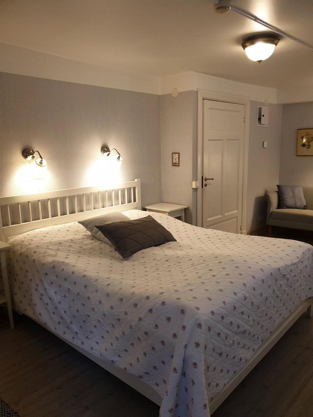 Lilla Hotellet, Sweden