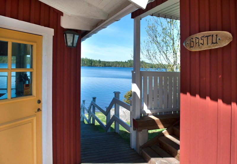 Två Skyttlar, Kinna, Sweden