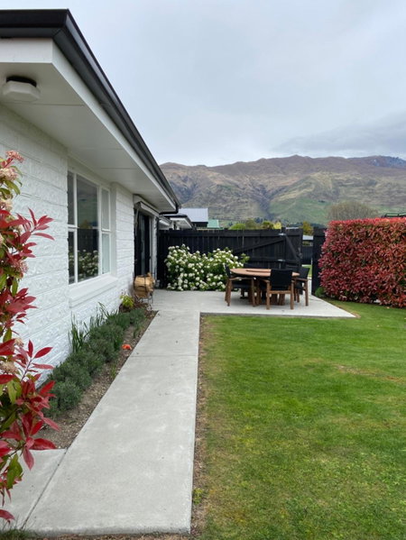 1 - Delightfully fresh, private home close to town, Wanaka, Новая Зеландия