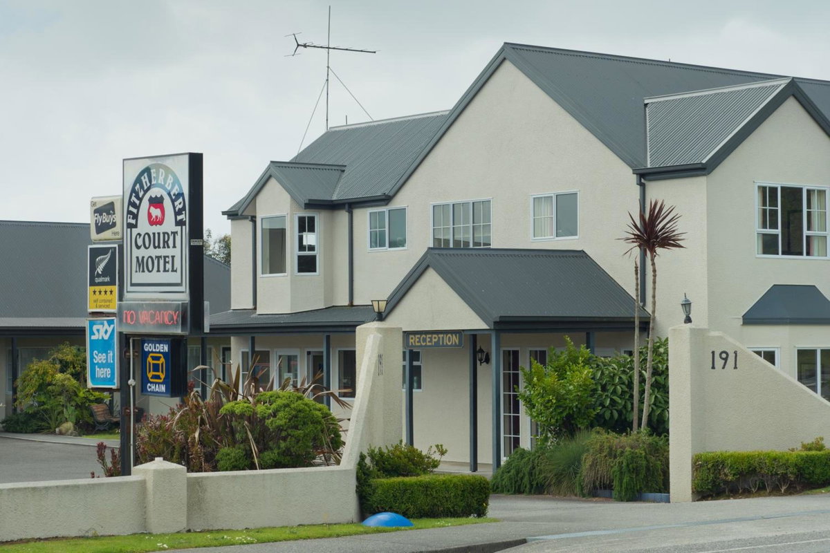 Hotel · Fitzherbert Court Motel, Hokitika