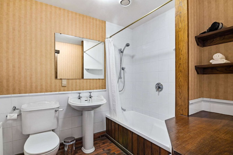 The Honest Lawyer, an Ascend Collection Hotel, Stoke, New Zealand