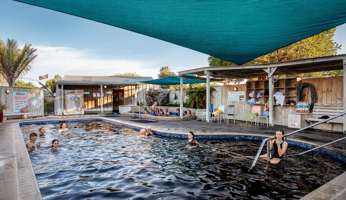 Hotel · Athenree Hot Springs & Holiday Park, Waihi Beach