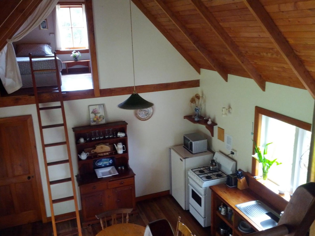 Hotel · The Innlet, Country Apartments and Cottages, Collingwood