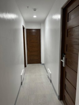 Aden Hotel, Bel Air, Filipinas