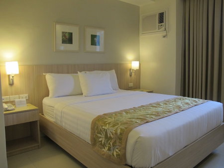 Zerenity Hotel & Suites, Apas, Philippines