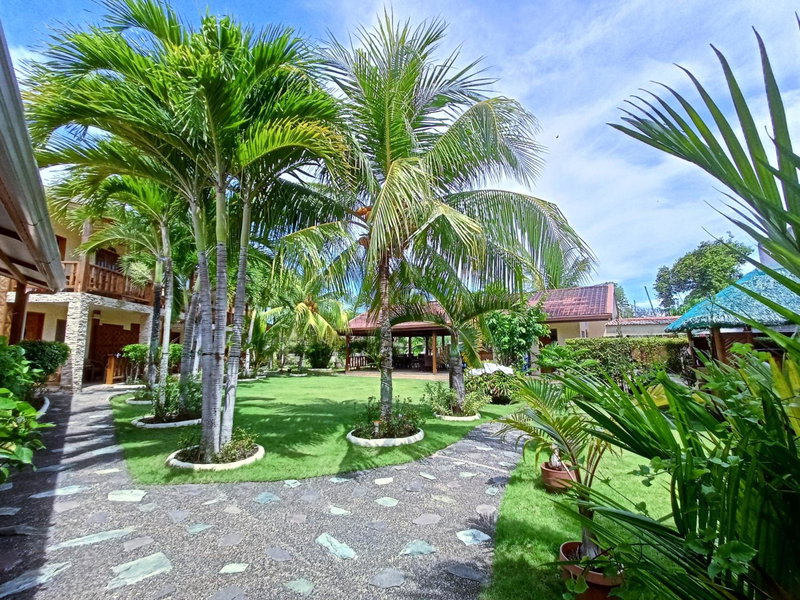 Alona42 Resort, Danao, Philippines