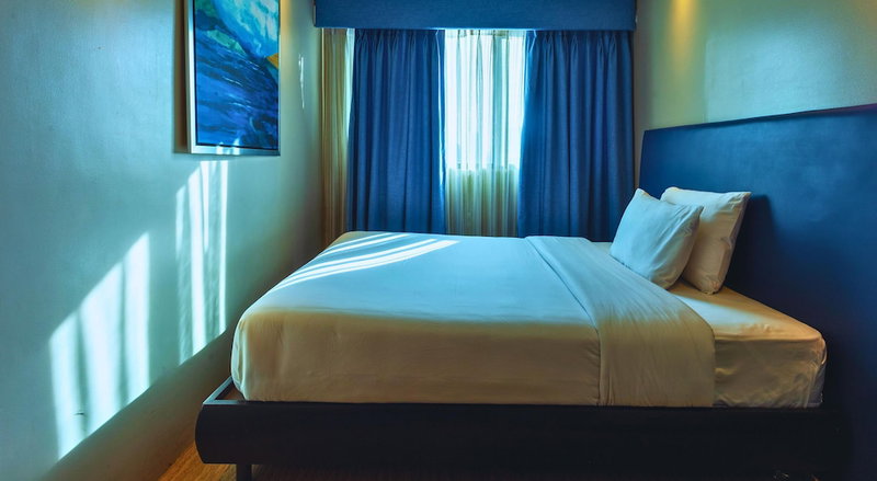 Santorini Hotel, Calumpang, Philippinen
