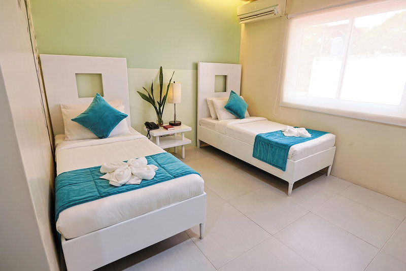 Holiday Suites Business District (Empire Suites Hotel), Puerto Princesa, Philippines