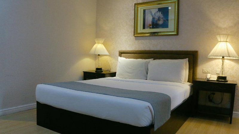 Queen Margarette Hotel - Main, Lucena, Филиппины