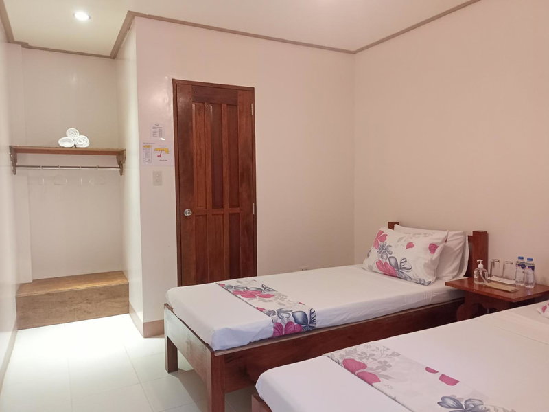 Ausan Beach Front Cottages, Roxas, Philippines