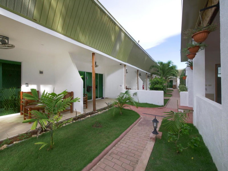 Alona Gecko Inn, Danao, Philippines