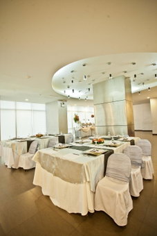 The Exchange Regency Residence Hotel Managed by HII, Pasig City, Filipinas