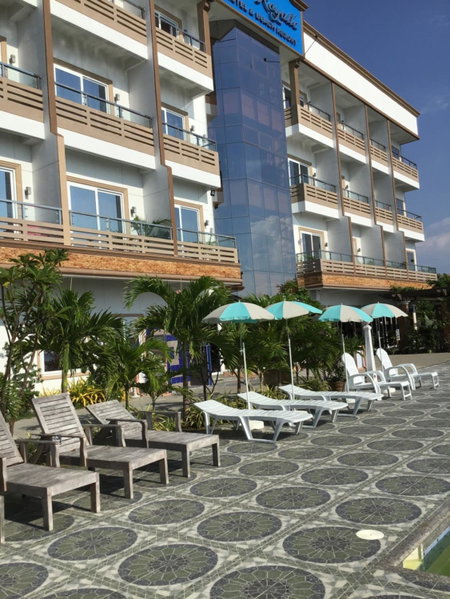 EM Royalle Hotel & Beach Resort, San Fernando, Philippines