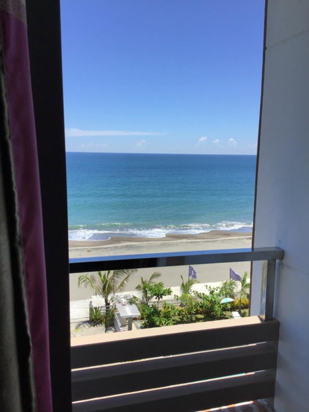 EM Royalle Hotel & Beach Resort, San Fernando, Philippines