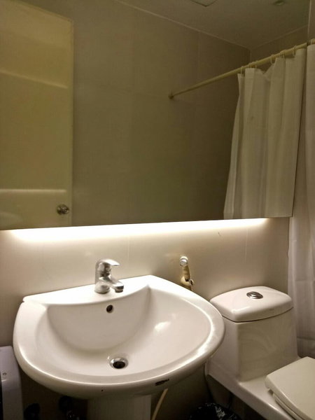 Dragonlink Suites, Bel Air, Filipinas
