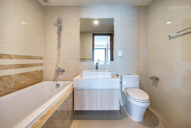Apartment for sale in Ho Chi Minh City, Vietnam · Saigon Royal Residence · 2 rooms, 2 baths
