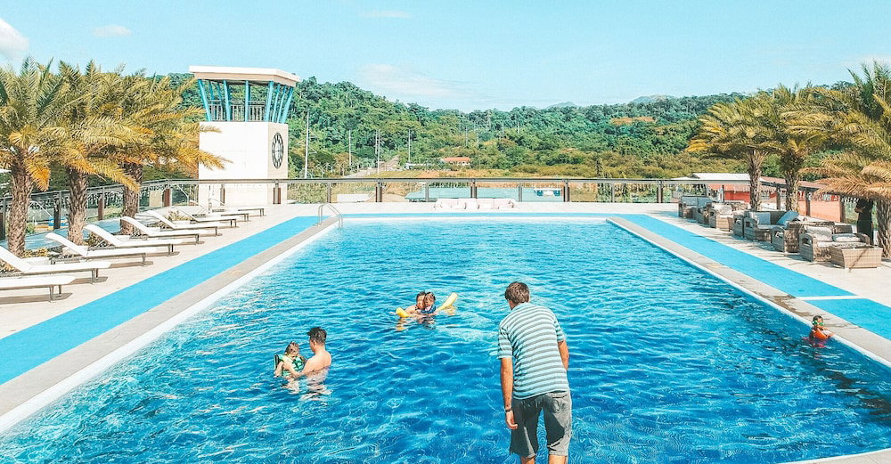 Le Charmé Suites, Philippines