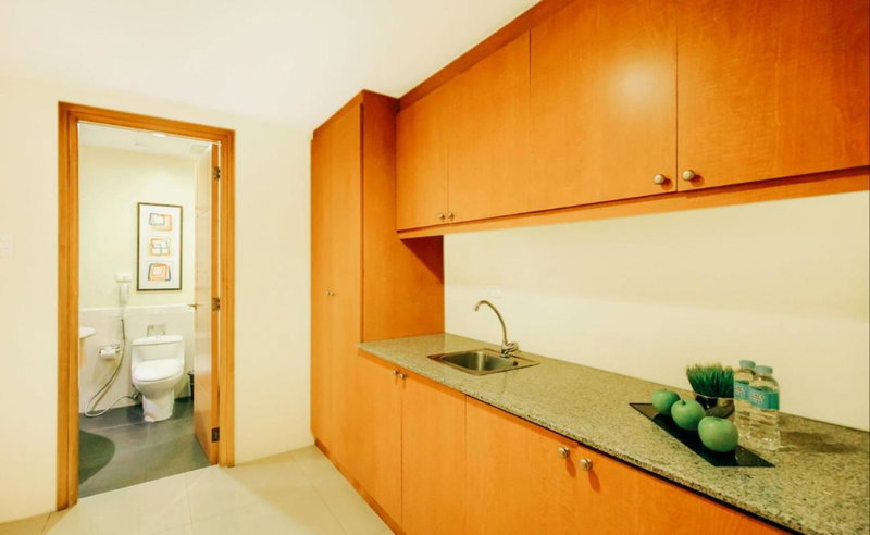 Greenhills Elan Hotel Modern - Newly Renovated, San Juan, Filipinas