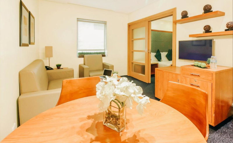 Greenhills Elan Hotel Modern - Newly Renovated, San Juan, Filipinas