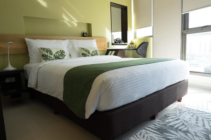 KL Executive Greenbelt (KLX), Bel Air, Филиппины
