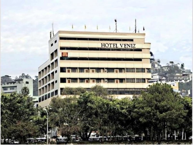 Hotel Veniz Burnham, Baguio, Philippines