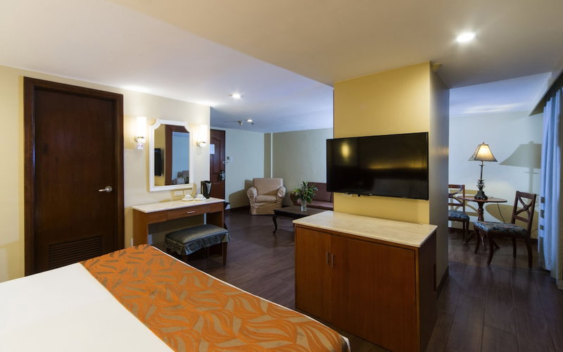 Hotel Veniz Burnham, Baguio, Philippines
