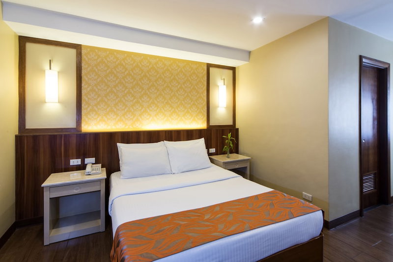 Hotel Veniz Burnham, Baguio, Philippines