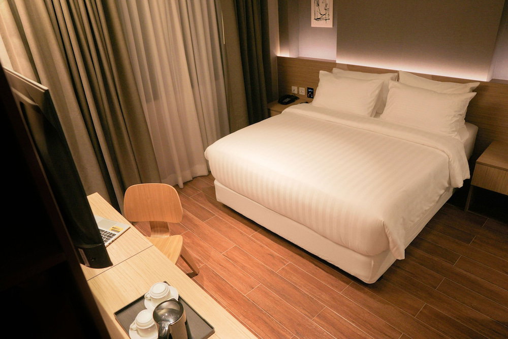 Отель · Moonstar Cebu Hotel, Cebu City