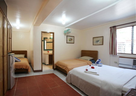 El Galleon Beach Resort, Puerto Galera, Philippines