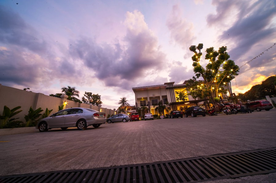 CML Beach Resort & Water Park, Taal, Philippines
