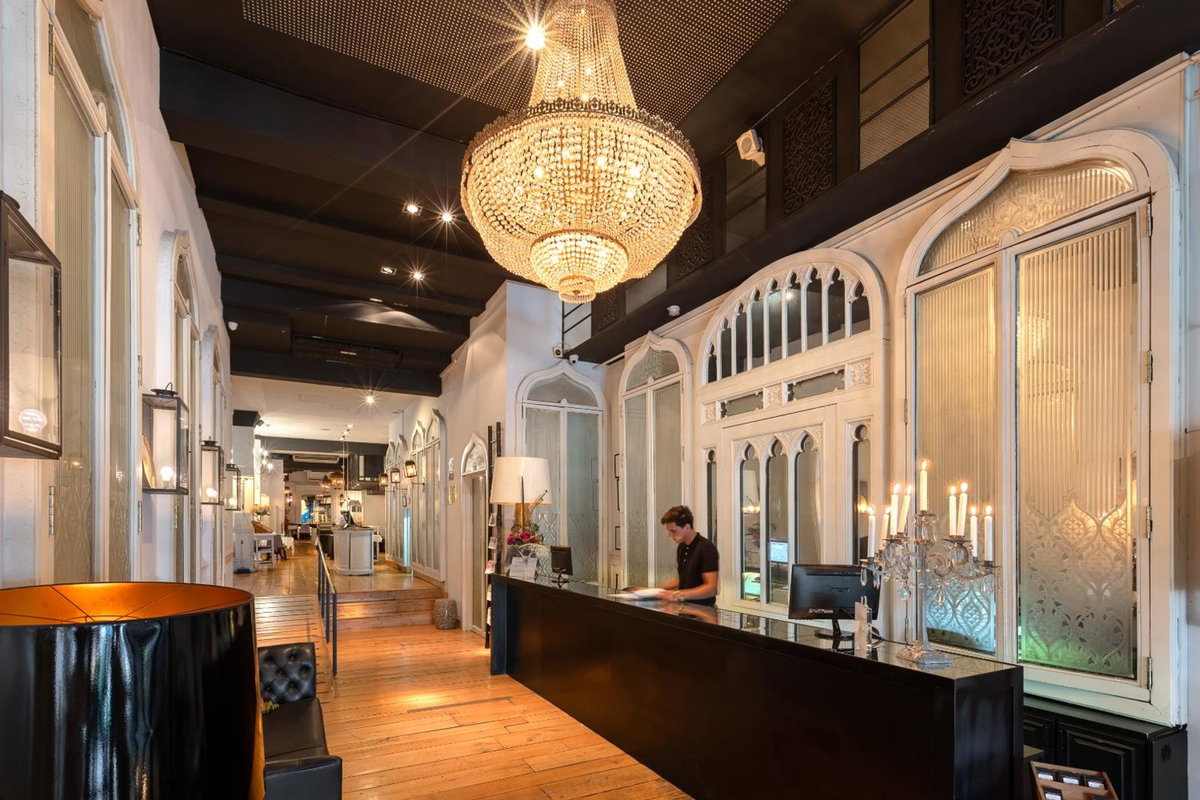 Hotel Market, Spain