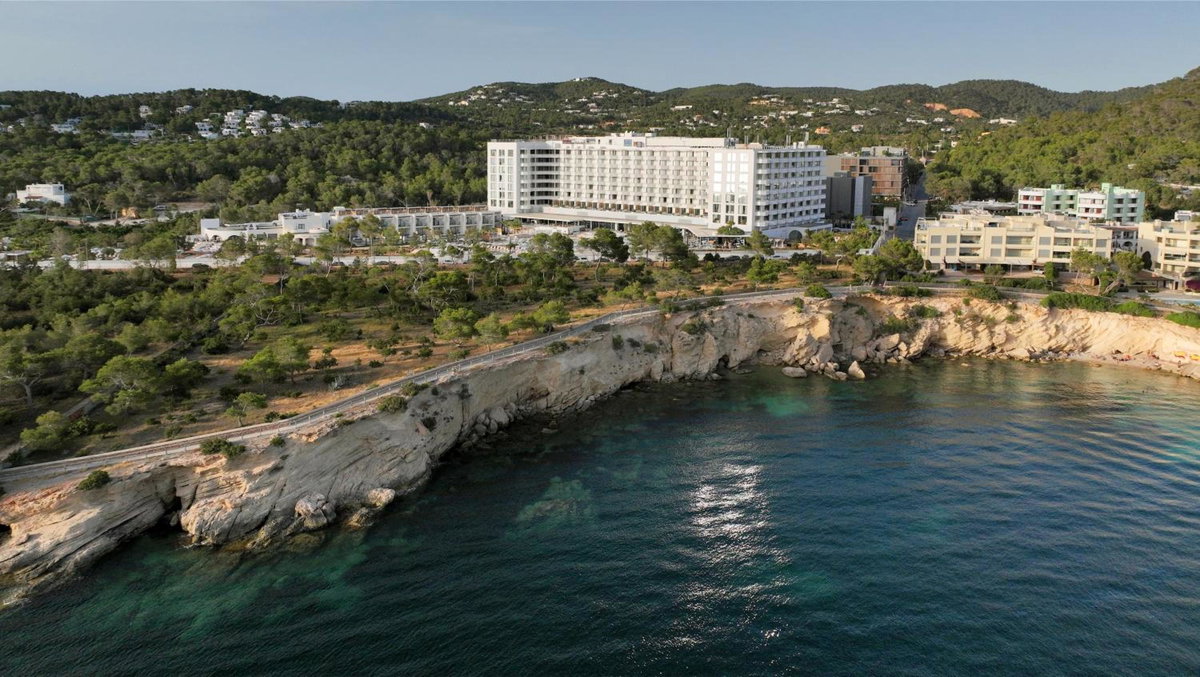 Hôtel · The Signature Level at TRS Ibiza Hotel - All Inclusive Adults Only - Entrance to Clubs included, Sant Antoni De Portmany