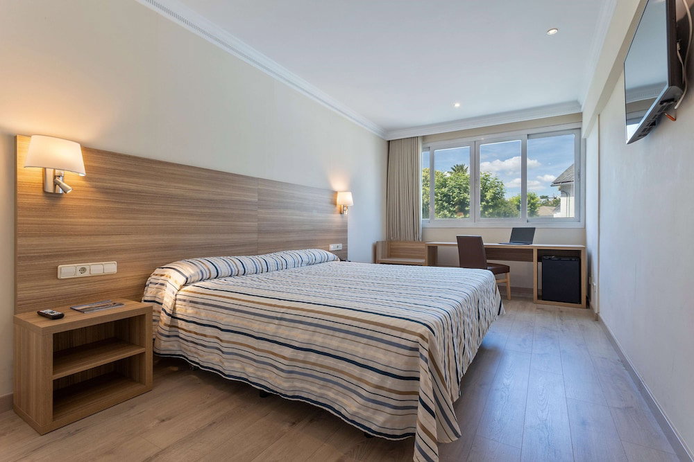 Hotel · Best Osuna Feria Madrid, San Blas-Canillejas
