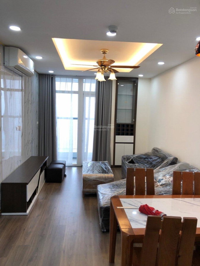 Apartment for rent in Ha Dong, Vietnam · A10-A14 Nam Trung Yen · 3 rooms, 3 baths