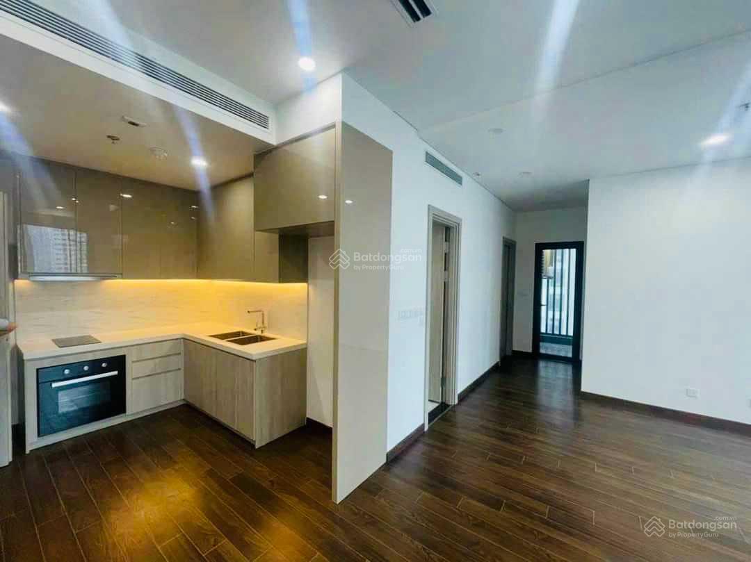 Apartment for sale in Ha Dong, Vietnam · Masteri West Heights Project · 2 rooms, 1 bath