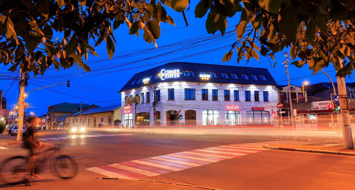 Hotel · Corner Center Rental, Buzau