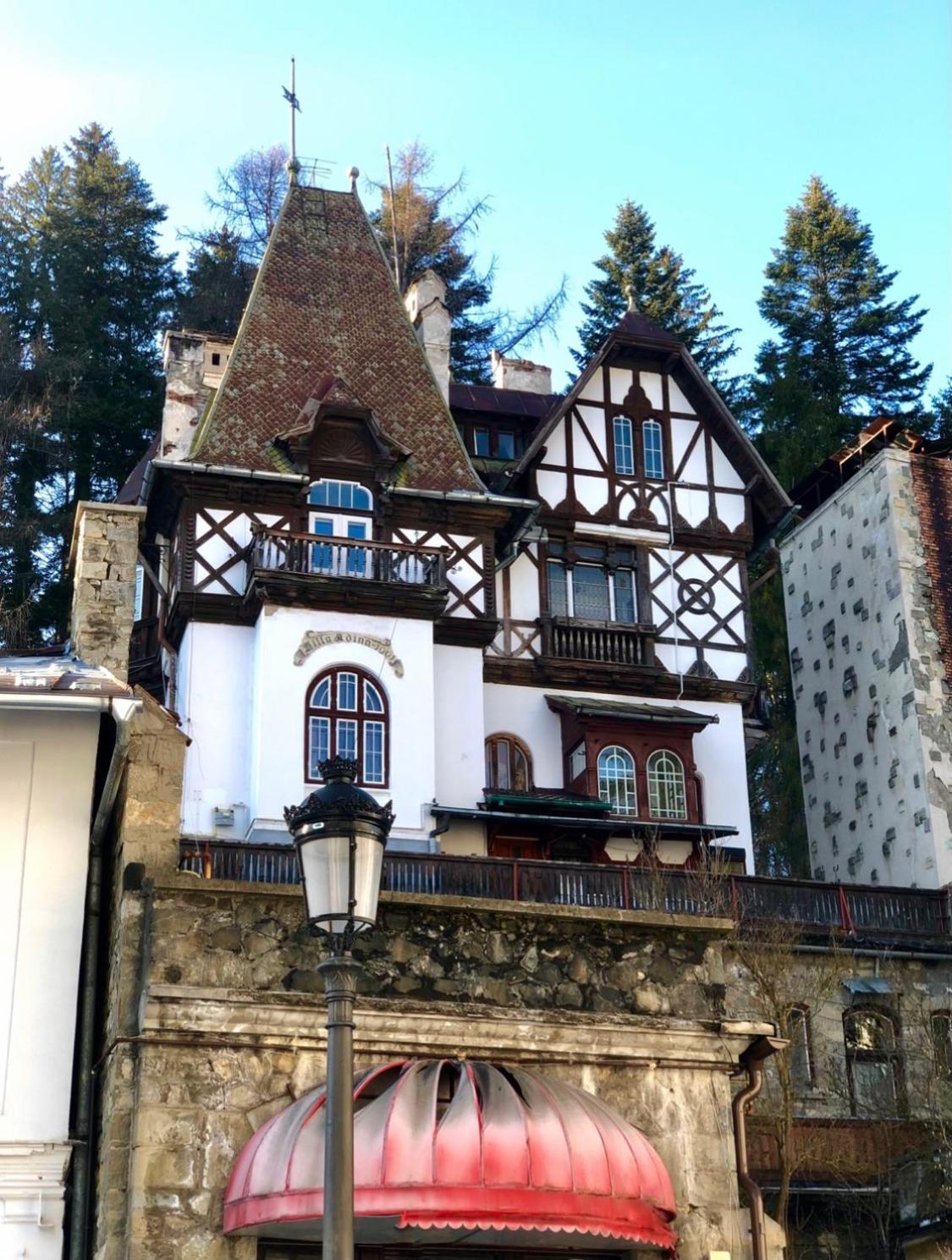 Royal Residence 1901, Romania