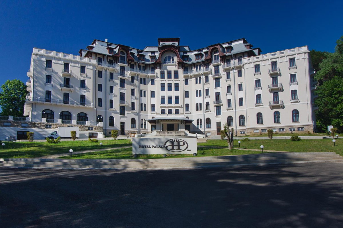 Hotel Palace, Румыния