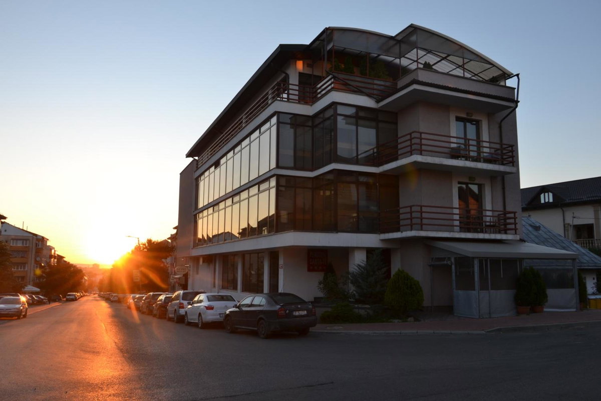 Hotel · Santa Fe, Suceava