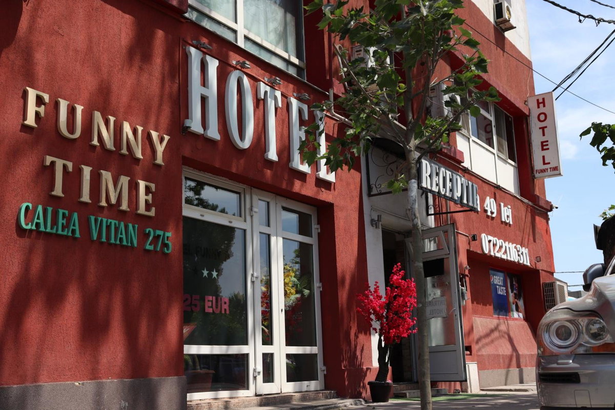 Hotel · Hotel Funnytime, Sector 3