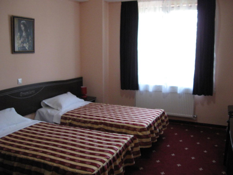 Hotel Premiere, Pantelimon, Rumanía