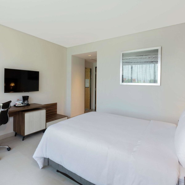 Fiesta Inn Express Cancún Cumbres, Cancun, Mexico