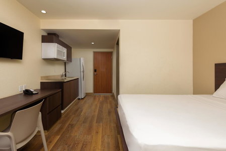 Extended Suites Saltillo Galerías, Saltillo, Мексика