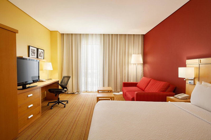 Courtyard by Marriott Leon at The Poliforum, Leon de los Aldama, Mexico