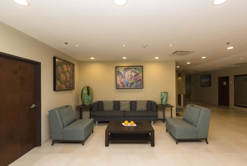 Holiday Inn Express Guadalajara Aeropuerto by IHG, Las Pintas de Arriba, Mexico