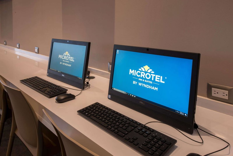 Microtel Inn & Suites by Wyndham Guadalajara Sur, Santa Anita, Mexico
