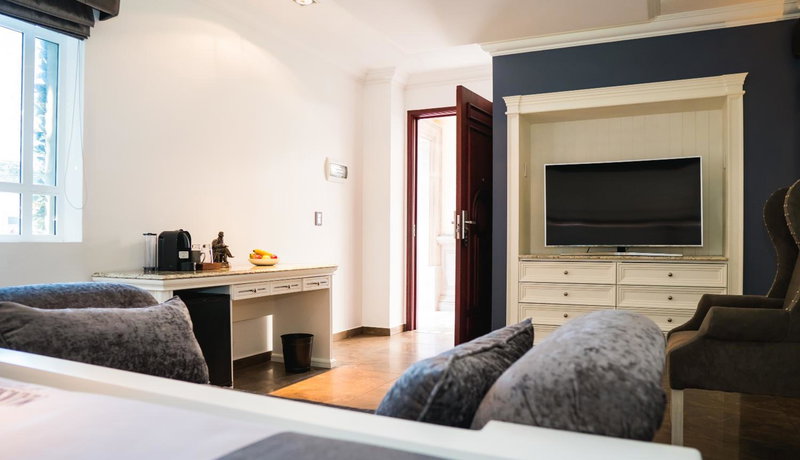 HOTEL & SPA MANSION SOLIS by HOTSSON, Morelia, Мексика